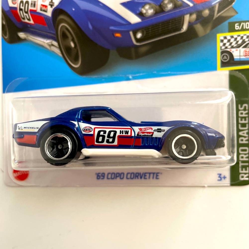Hot wheels 69 Corvette